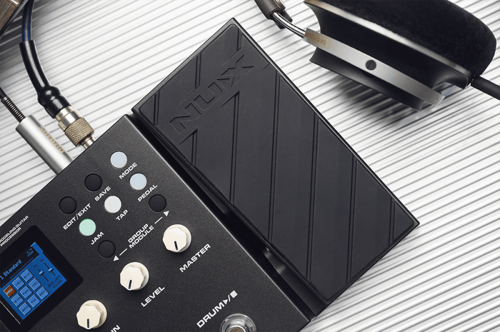 NUX MG300-MK2 - Multi-Effet Guitare/Basse/Acoustique avec Modélisation & Looper