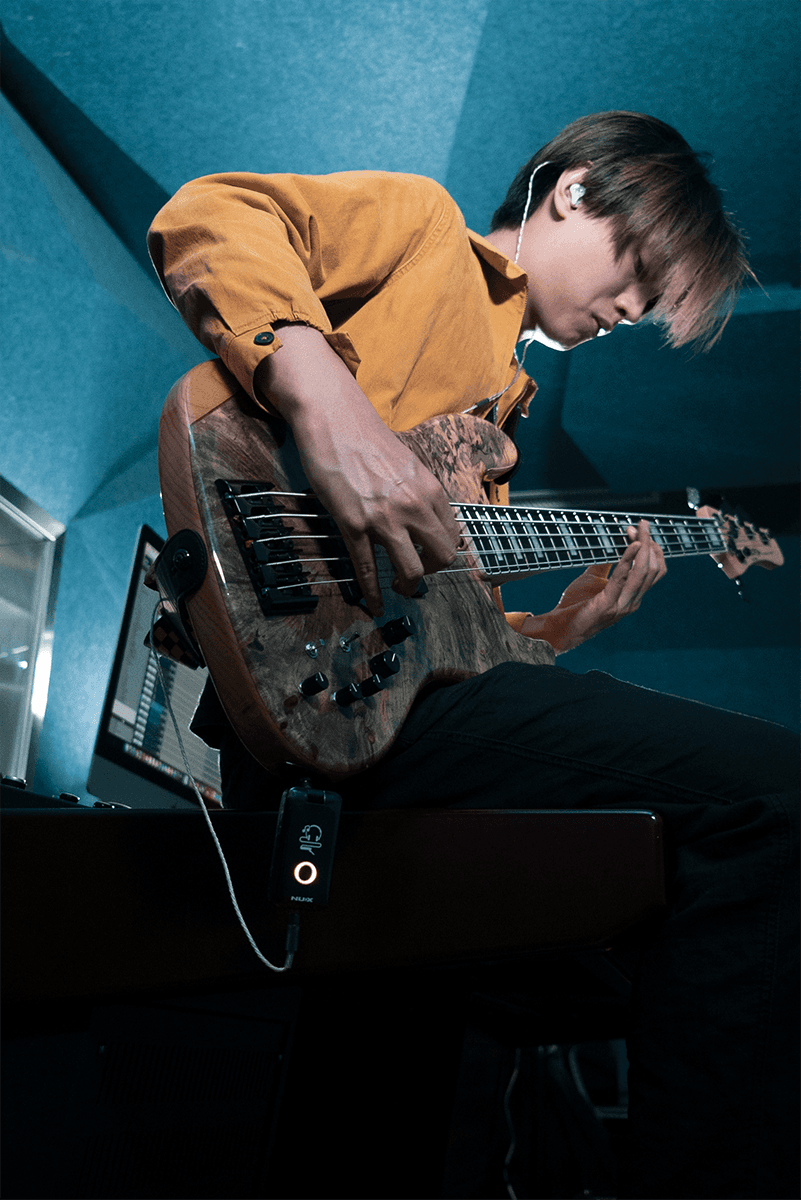 NUX Mighty Plug - Ampli Casque Guitare/Basse Bluetooth Portable