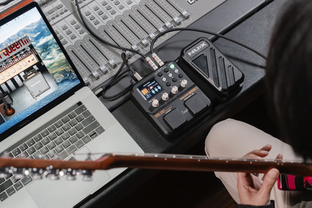 Nux MG101 - Multi-Effet Guitare avec Looper, Boîte à Rythmes & USB-C
