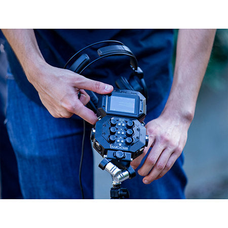 Zoom H8 - Enregistreur Portable Numérique Multi-Pistes
